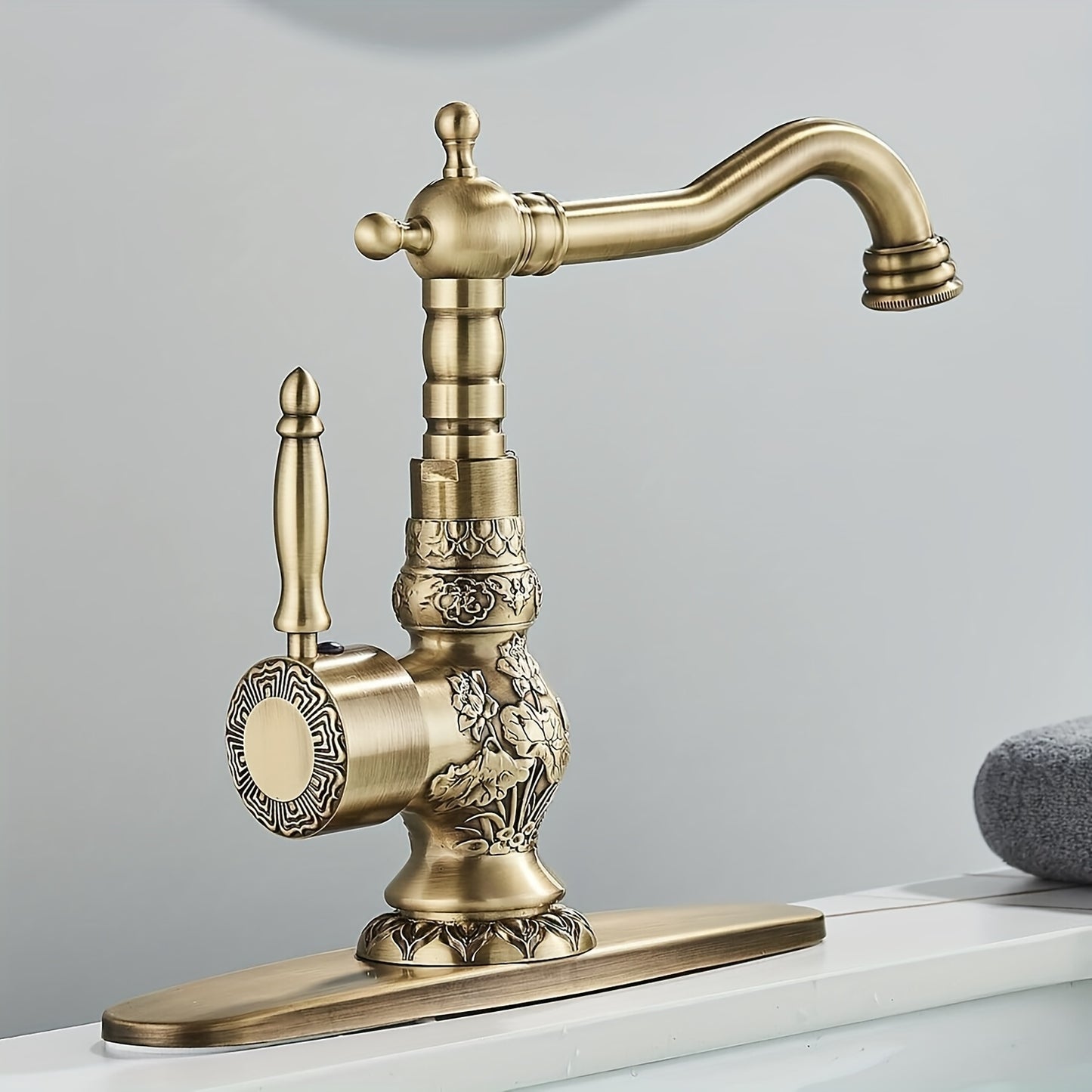 YAGATAP Antique Brass Centerset Vessel Faucet Deck Plate