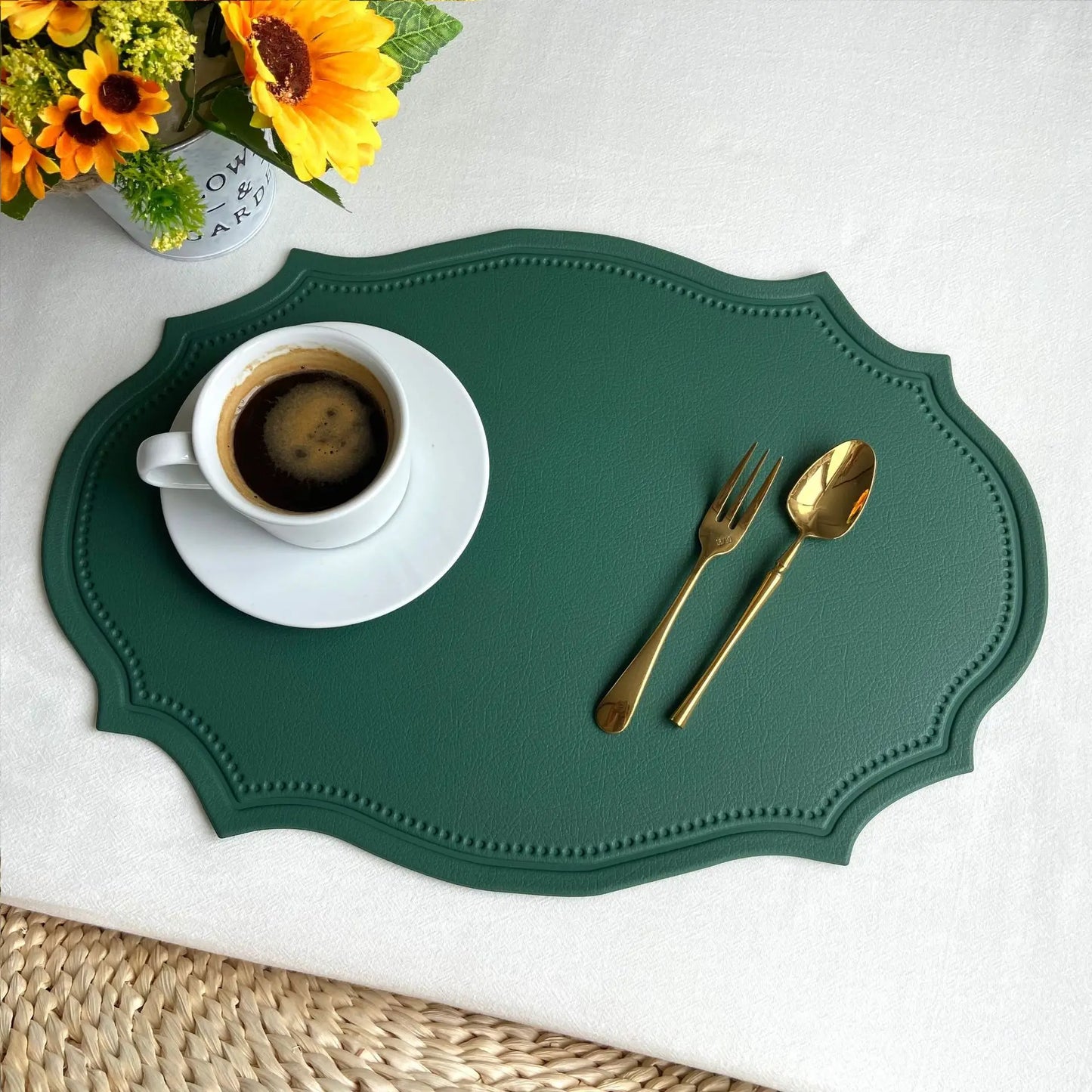Leather Placemat Tableware Pad Irregular Retro Table Mat Heat Insulation Waterproof and Oil-proof Home Dining PVC Plate Mat