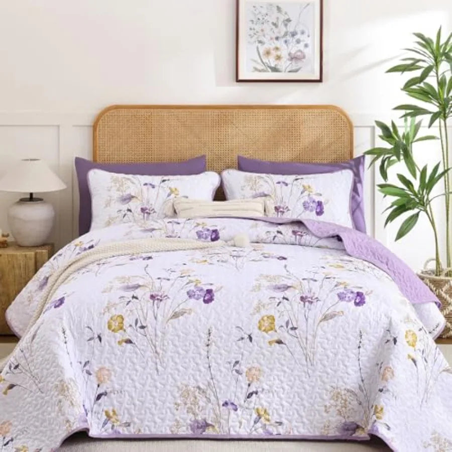 3 Pieces Quilt Set Size, Floral Botanical Plants Pattern Bedspread Coverlet Set with 2 Pillowcases, Soft Lightweight Microfiber