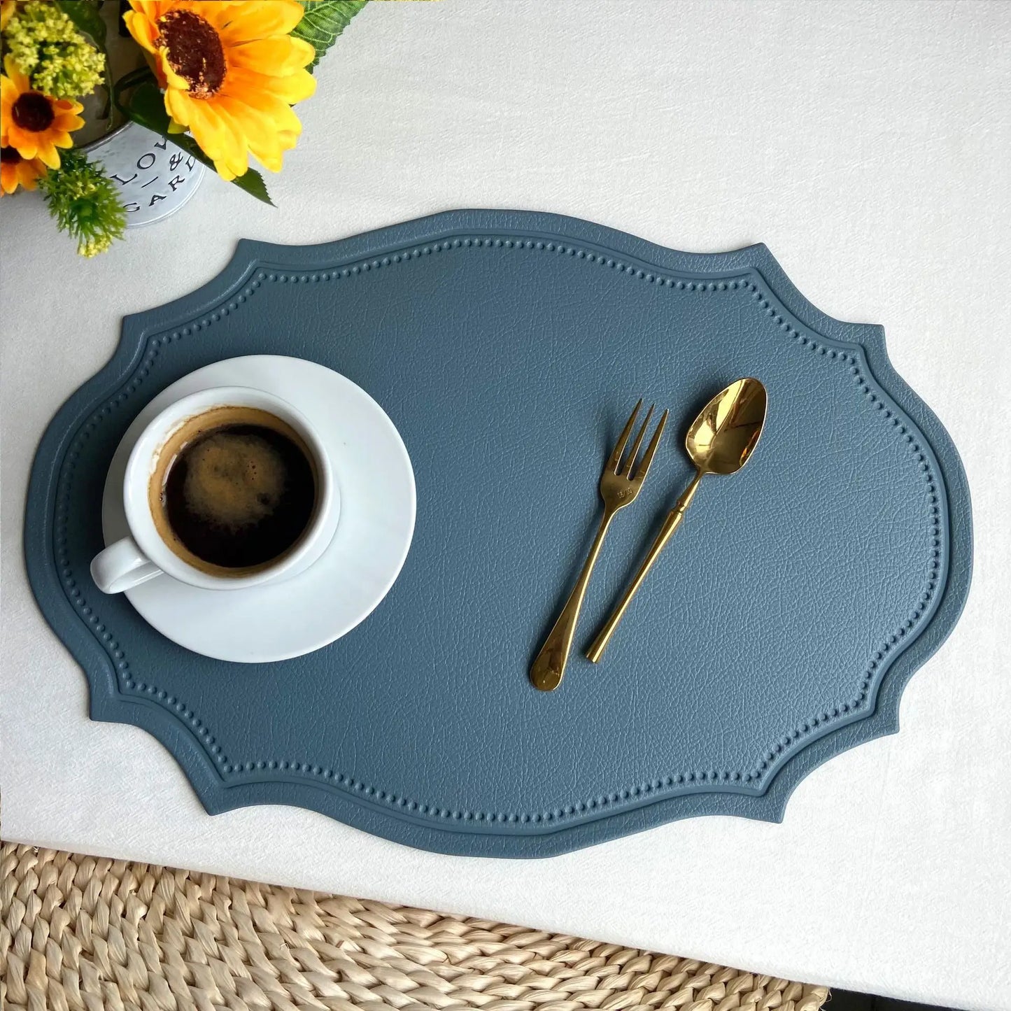 Leather Placemat Tableware Pad Irregular Retro Table Mat Heat Insulation Waterproof and Oil-proof Home Dining PVC Plate Mat