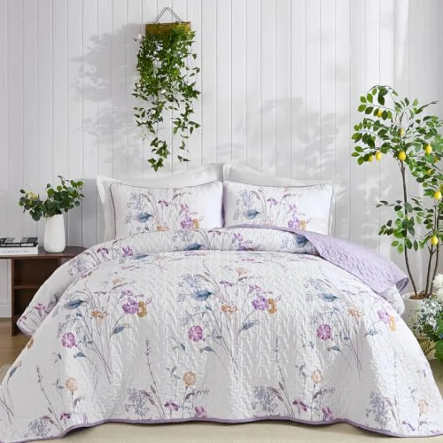 3 Pieces Quilt Set Size, Floral Botanical Plants Pattern Bedspread Coverlet Set with 2 Pillowcases, Soft Lightweight Microfiber