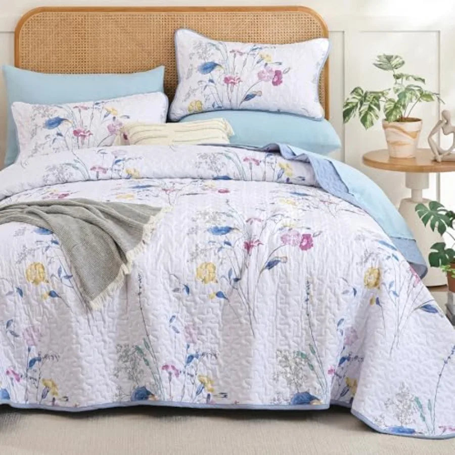 3 Pieces Quilt Set Size, Floral Botanical Plants Pattern Bedspread Coverlet Set with 2 Pillowcases, Soft Lightweight Microfiber