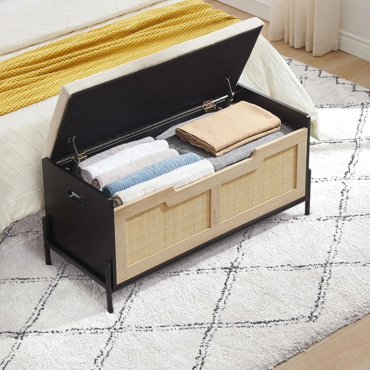 Rattan Storage Bench with Cushion 39.4 Inch Entryway Bench with Storage for Bedroom Living Room Shoe Storage Bench Chest