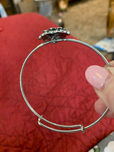 Silver Floral Rhinestone Bracelet: Adjustable Fashion Jewelry