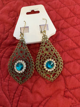 Victorian style antique bronze filigree with rhinestone embellishment drop ear ring