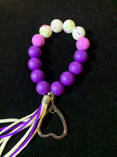 Multicoloered silicone bead wrist band key chains