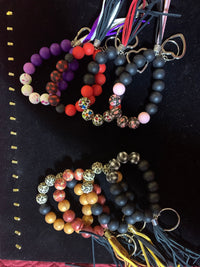 Multicoloered silicone bead wrist band key chains