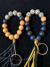 Multicoloered silicone bead wrist band key chains