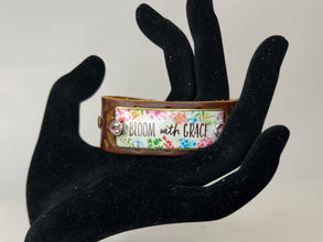 Floral bloom with grace brown decorative leather bracelet.