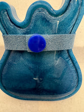 Resin pocket sized guitar pick holder