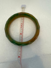 Faceted bangle resin bracelet