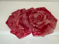Resin rose shaped hot pads to set your table