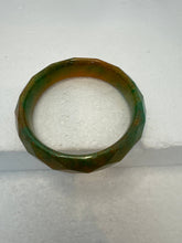 Faceted bangle resin bracelet