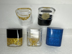 Resin Earbud Case: Custom Color Design, Apple Compatible