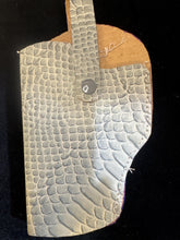 left handed leather gun holsters in small size