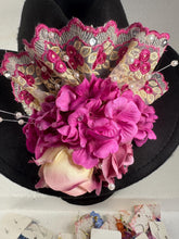 Fancy Custom Cowboy Hats With Lace Flowers And Bows