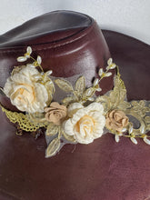 Fancy Custom Cowboy Hats With Lace Flowers And Bows