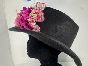 Fancy Custom Cowboy Hats With Lace Flowers And Bows