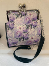 Floral Printed Leather Shoulder Purse